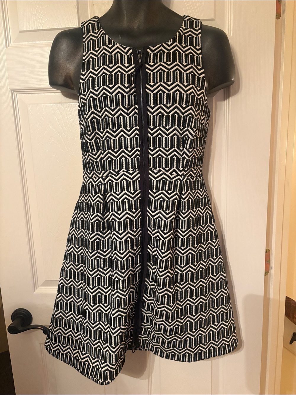 leifsdottir Black and White Geometric Zip-Front Mini Dress